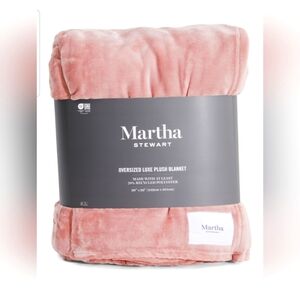 Martha Stewart Oversized Luxe Plush Blanket - Pink